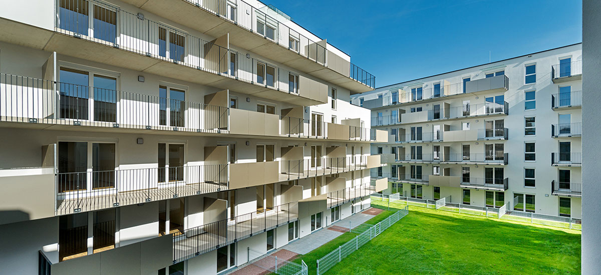 Wschód. Życie u bram miasta